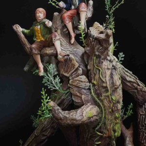 Treebeard statue Lord of the Rings